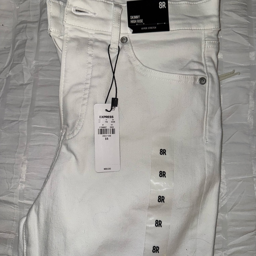 NWT NEVER WORN Express White High Rise Skinny Jeans